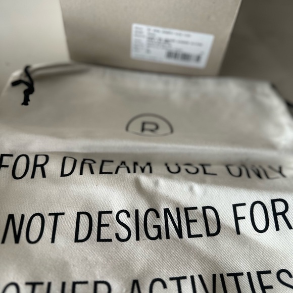 PRISTINE Golden Goose SparkleBlack Sneakers(38) - Picture 10 of 10